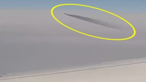 Wielka Brytania: Pasażer Ryanaira twierdzi, że sfilmował UFO. Jest nagranie