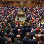 Wielka Brytania: Skandal podczas posiedzenia Izby Gmin. Jeden z posłów miał oglądać pornografię