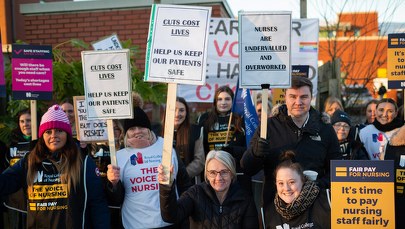 Wielka Brytania: Strajkują pielęgniarki i załogi pogotowia 