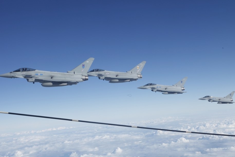 Wielka Brytania wyśle myśliwce RAF do ochrony polskiego nieba /Shutterstock