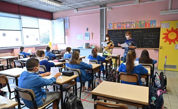 Wielka Brytania zaszczepi dzieci w wieku 12-15 lat 