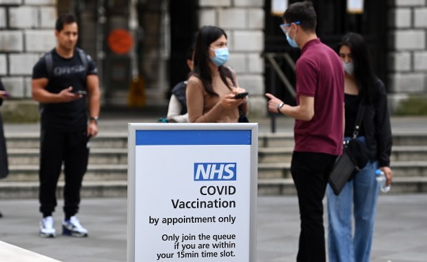 Wielka Brytania: Znowu rośnie liczba zakażeń