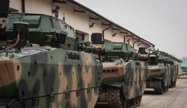 Wielka dostawa dla armii. Pierwsze Borsuki trafiły blisko granicy z Rosją