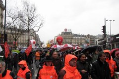 Wielka fala protestow przeciwko prezydentowi we Francji