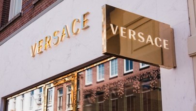 Wielka fuzja w świecie mody: Prada przejęła Versace