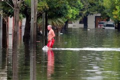 Wielka powódź w Argentynie, La Plata pod wodą