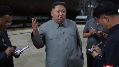 "Wielka satysfakcja". Kim Dzong Un zwiedził nowy okręt podwodny