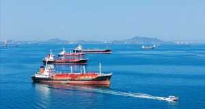 Wielka ucieczka z cieśniny Ormuz. Państwa Zatoki przygotowują plan alternatywny