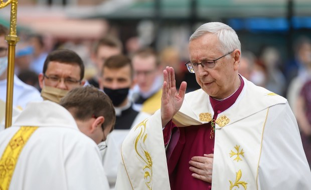 Wielkanoc w kościołach. Episkopat apeluje: Przestrzegajcie limitów