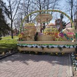 Wielkanocny koszyk-gigant. 15 lat tradycji w Rudniku nad Sanem