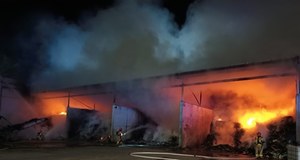 Wielki pożar odpadów w Śląskiem. Walka z żywiołem trwała całą noc