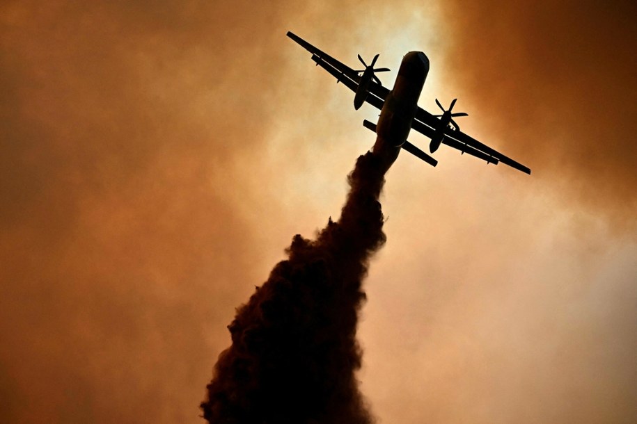 Wielki pożar w południowo-zachodniej Francji. Jedna osoba nie żyje /LIONEL BONAVENTURE / AFP /East News