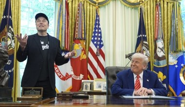 Wielki projekt Muska po cichu zamknięty. Zero zysku i gigantyczne straty