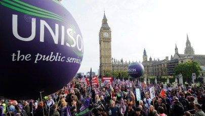 Wielki protest w Londynie. "Cameron zaszlachtował wielką Brytanię"