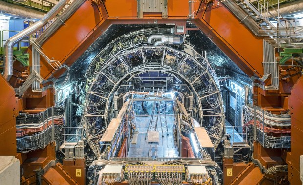 Wielki Zderzacz Hadronów i co dalej?