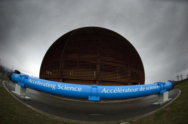 Wielki Zderzacz Hadronów znowu działa /AFP