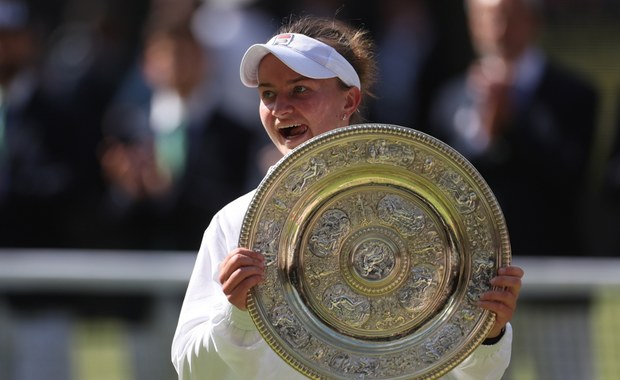 Wielkie emocje w finale kobiecego Wimbledonu. Triumf Krejcikovej