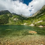 Wielkie kary za kąpiele w Tatrach. Ale regulamin nie zawsze tego zabrania