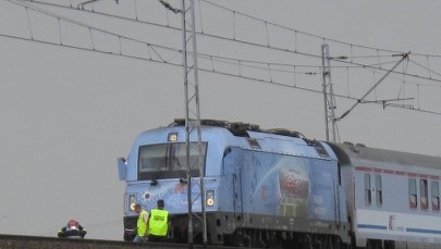 Wielkopolska: Nie żyją dwaj mężczyźni potrąceni przez pociąg