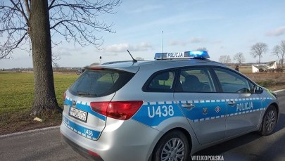 Wielkopolska: Śmiertelny wypadek na przejeździe kolejowym. 48-letni kierowca wjechał pod pociąg