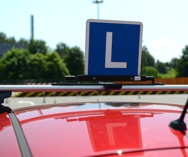Wielkopolskie: Kursant na prawo jazdy okradł instruktorkę