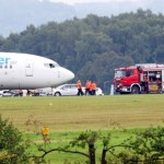 Wielogodzinne utrudnienia na lotnisku w Balicach. Samolot wypadł z pasa