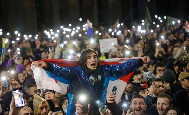 ​Wielotysięczna demonstracja w Tbilisi. Amerykanie grożą sankcjami