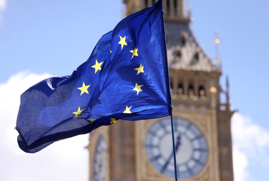 Wielu Brytyjczyków marzy o powrocie do Unii Europejskiej /NEIL HALL /PAP/EPA