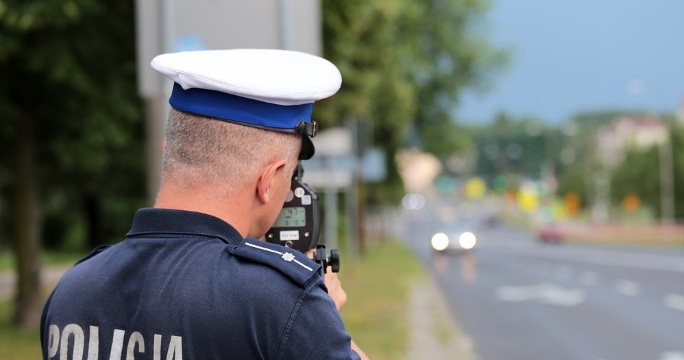 Wielu policjantów drogówki jest niedoszkolonych /Piotr Jędzura /Reporter