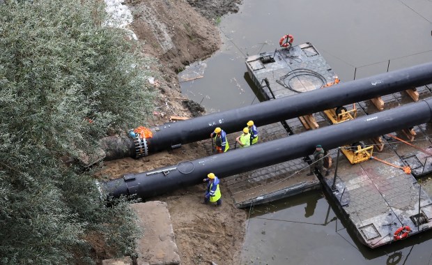 Wiemy, ile kosztował tymczasowy rurociąg do przesyłu ścieków w Warszawie