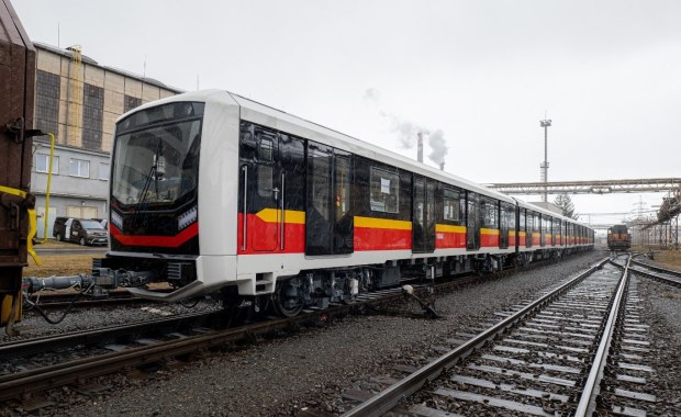 ​Wiemy, kiedy do Warszawy trafią nowe pociągi metra