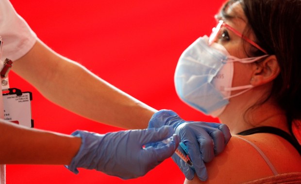 Wiemy, kiedy pierwsze dostawy szczepionki Johnson & Johnson dotrą do UE