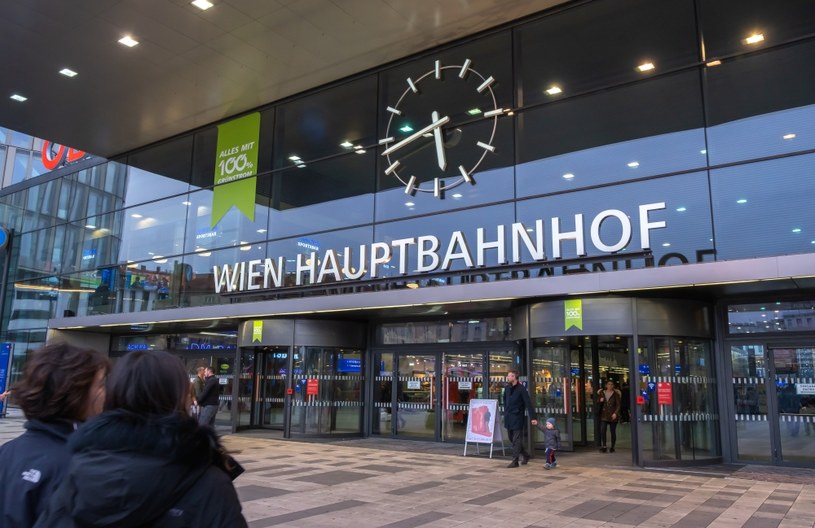 Wien Hauptbahnhof. Dworzec kolejowy w Wiedniu /123RF/PICSEL