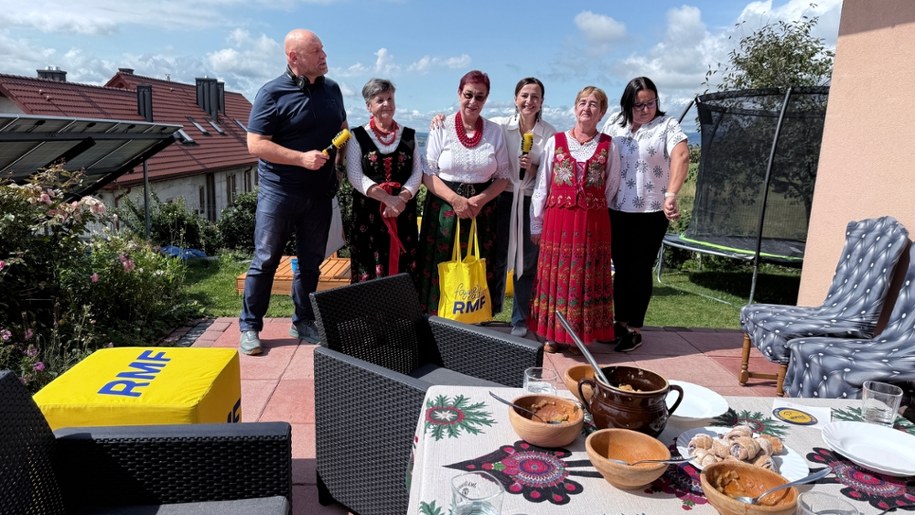 Wieś Maniowy, gdzie Koło Gospodyń Wiejskich serwuje bryję, zwaną też bryjką. /Jacek Skóra /RMF FM
