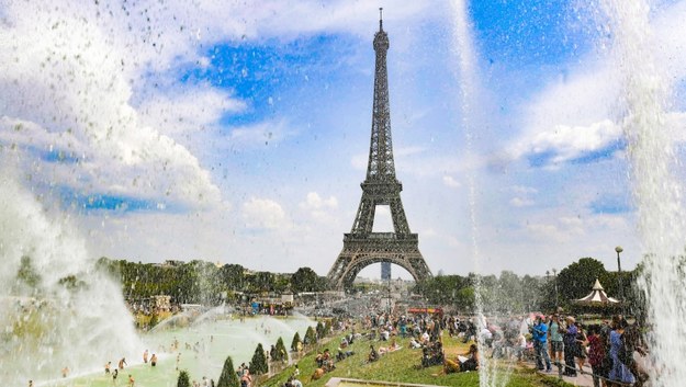 Wieża Eiffela /CAROLINE BLUMBERG /PAP/EPA