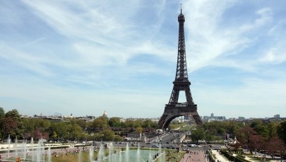 Wieża Eiffla w kolorach uczestników turnieju Euro 2016. "Czegoś takiego jeszcze nie było"