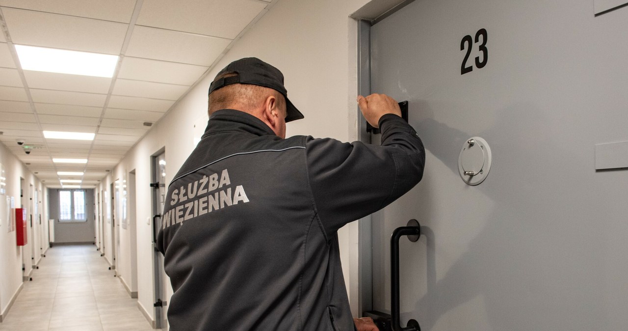 Więzienia nie są gotowe na upały. RPO interweniuje (zdj. ilustracyjne) /Tadeusz Koniarz/REPORTER /Reporter