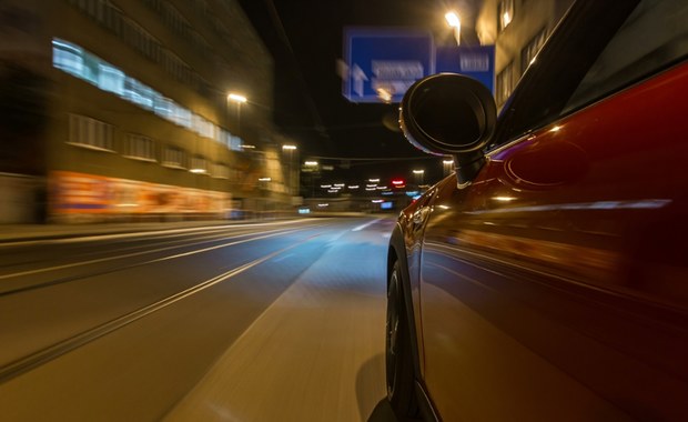 Więzienie za piractwo drogowe? Ekspert wskazuje, że to nie wystarczy