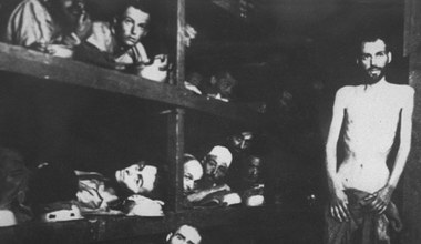 Więźniowie Auschwitz sowieckich żołnierzy witali jako wyzwolicieli