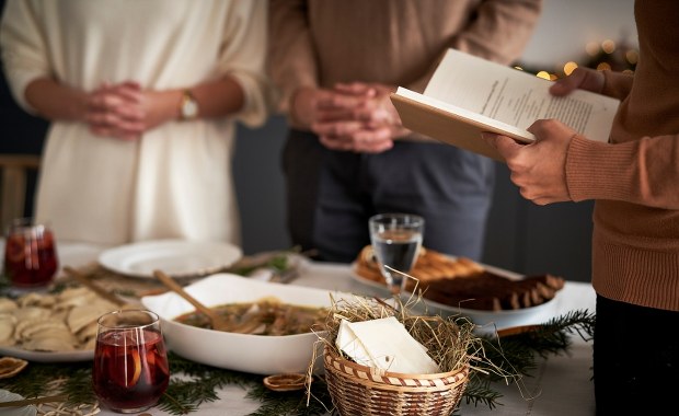 Wigilia 2025: Ten fragment Biblii czytamy przed kolacją