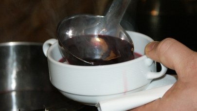 Wigilia dla bezdomnych w Krakowie. W przygotowaniu 10 tys. porcji karpia 