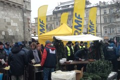 Wigilia dla potrzebujących odbyła się na krakowskim Rynku Głównym