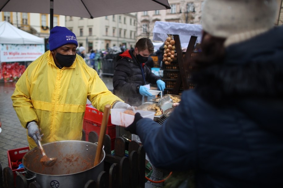 Wigilia na krakowskim Rynku w 2021 roku /	Łukasz Gągulski /PAP
