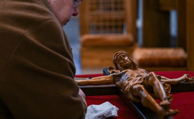 Wigilia wolna, a co z Wielkim Piątkiem? Znamy stanowisko Lewicy