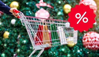 Wigilijny stół w dobrej cenie! Ten sklep ma świąteczne hity w świetnych cenach!