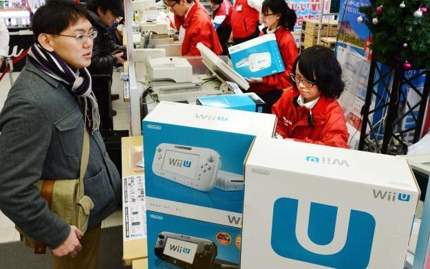 Wii U - zdjęcie jednego ze sklepów w dniu debiutu konsoli Nintendo /AFP