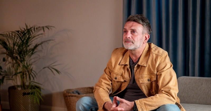 Wiktor (Wojciech Kuliński) będzie pilnie kontynuował pracę nad sobą pod kierunkiem terapeuty /Źródło: AIM