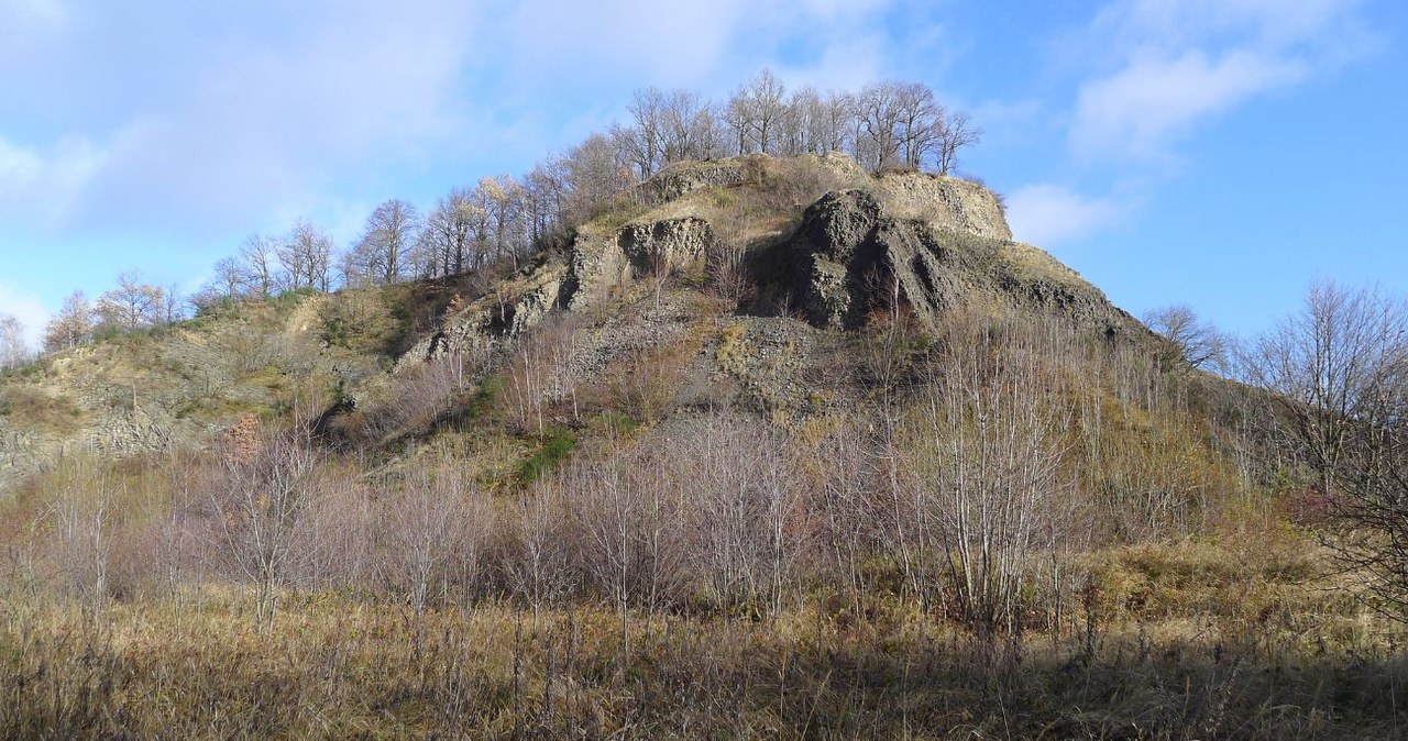 Wilcza Góra na Dolnym Śląsku umożliwia zwiedzenie wnętrza wygasłego wulkanu /Maciek Kwiatkowski  /CC-BY 3.0