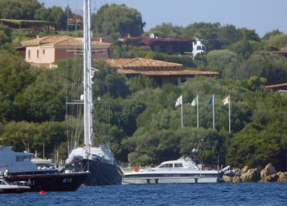 Willa Berlusconiego w Porto Rotondo na Sardynii. /DAVIDE CAGLIO /PAP/EPA