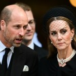 William i Kate odpowiedzieli Meghan? Ich letni wpis mówi więcej niż tysiąc słów